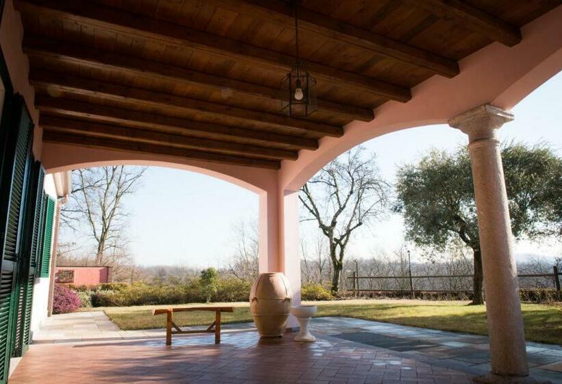 ホテル Tenuta La Vigna