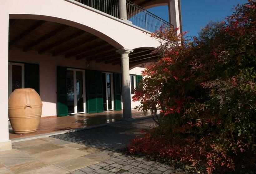 ホテル Tenuta La Vigna