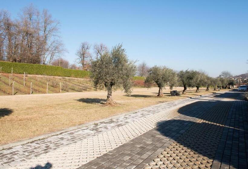 ホテル Tenuta La Vigna