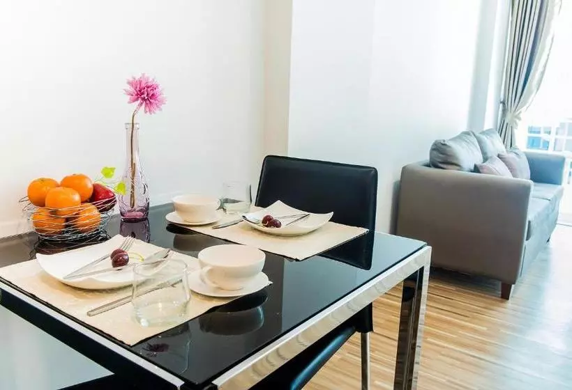 Hotelli The Violin Sriracha