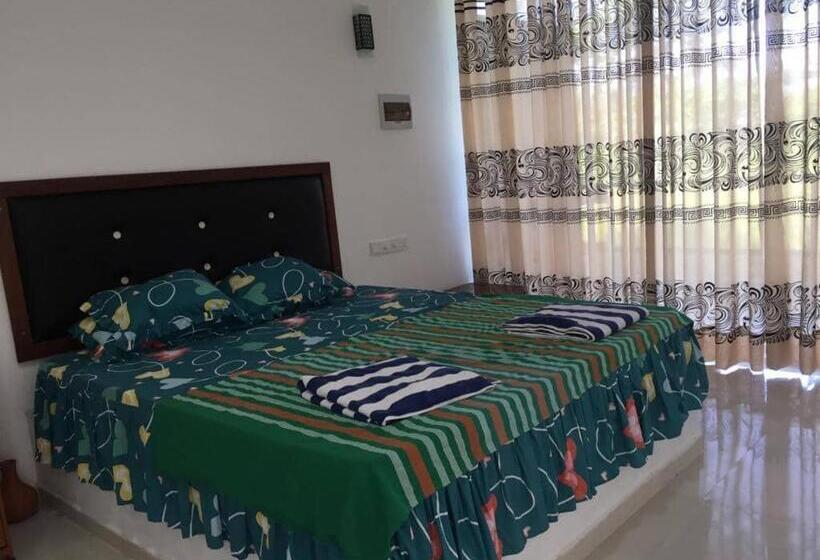 فندق White Lion Paradise Dikwella