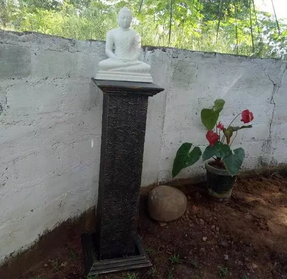 Hotelli White Lion Paradise Dikwella