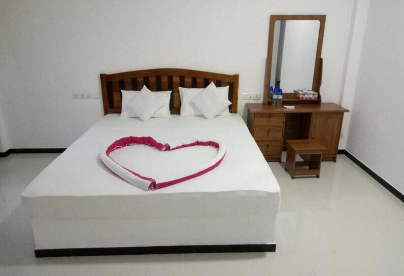 فندق White Lion Paradise Dikwella