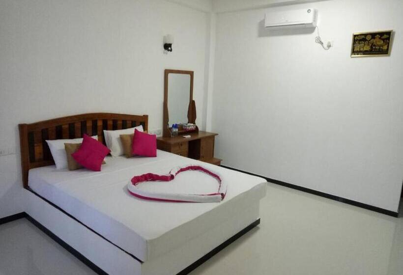 فندق White Lion Paradise Dikwella