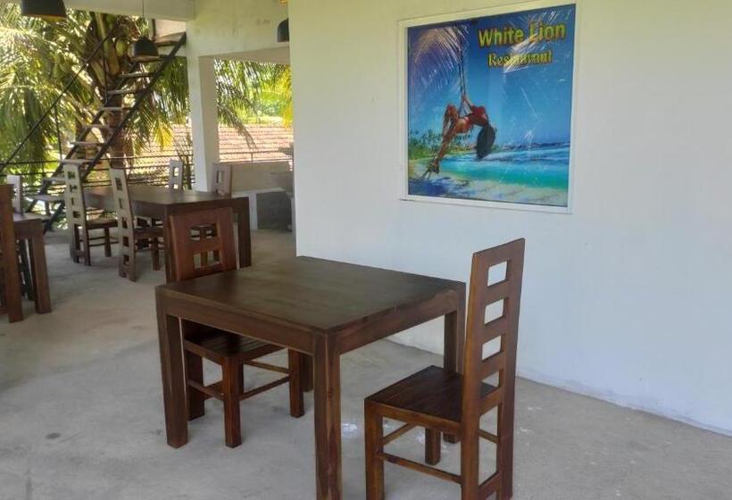 فندق White Lion Paradise Dikwella
