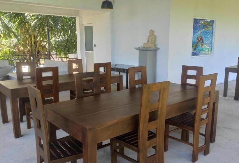 فندق White Lion Paradise Dikwella