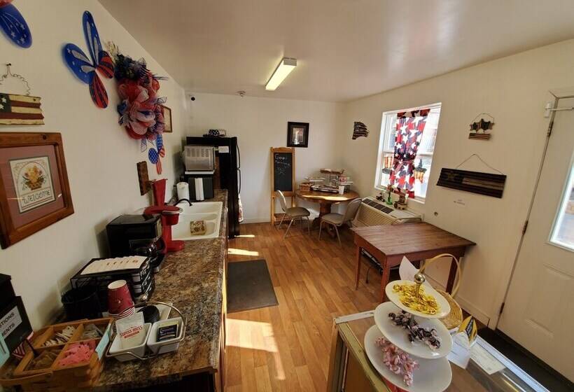 מוטל Jamesport Inn