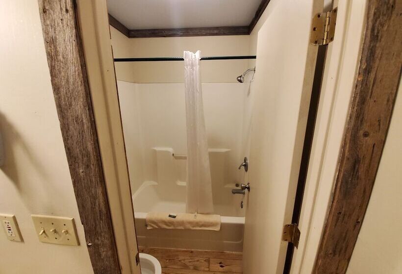 מוטל Jamesport Inn