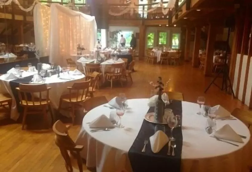 モーテル The Eis House