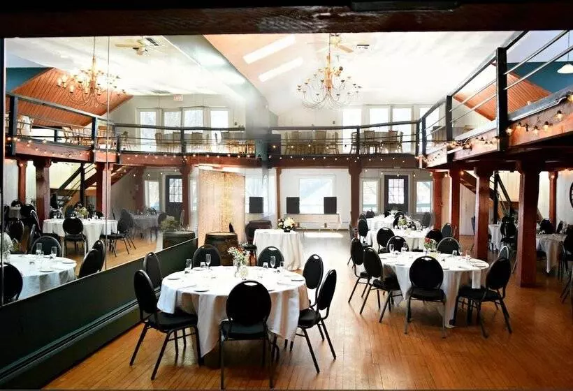 モーテル The Eis House