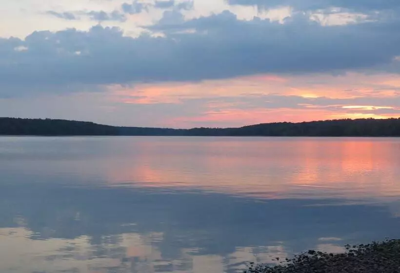 Motelli Tug Hill Resort