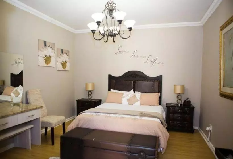 Majatalo Goodnight Accommodation