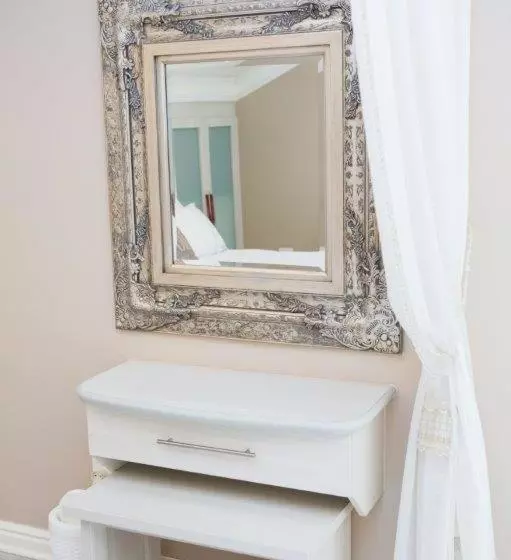 Majatalo Goodnight Accommodation