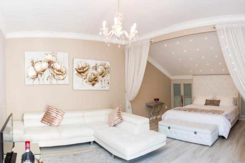 膳宿费 Goodnight Accommodation