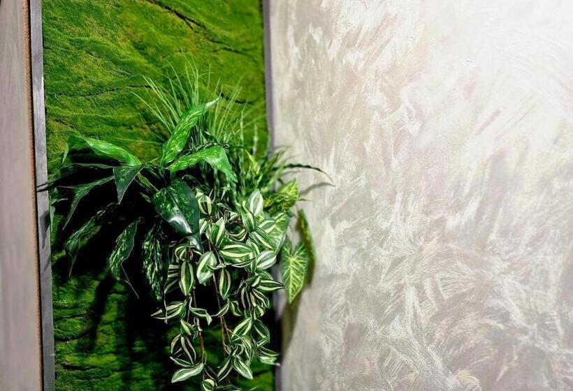 پانسیون Guest House Simon Green