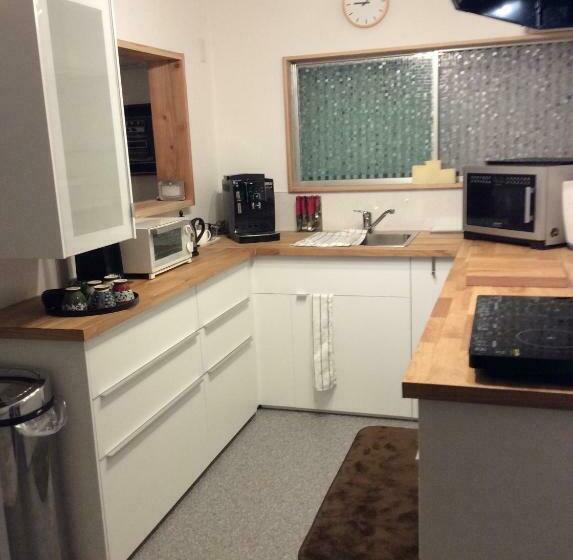 פנסיון Jonni`s Place