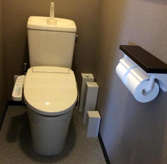 פנסיון Jonni`s Place