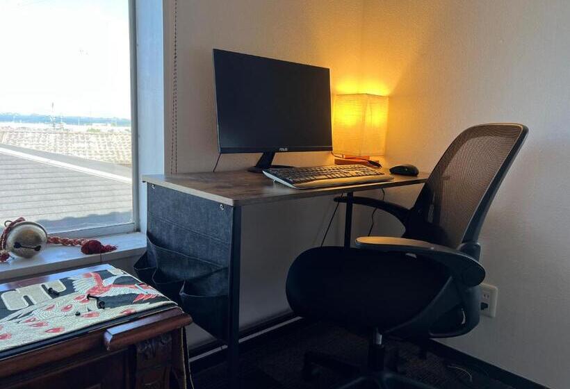 פנסיון Jonni`s Place