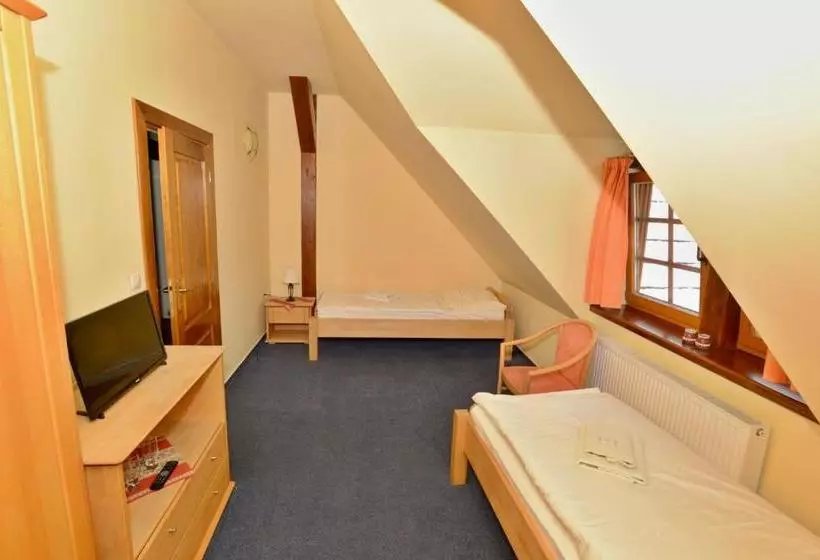 Majatalo Penzión Schweintaal