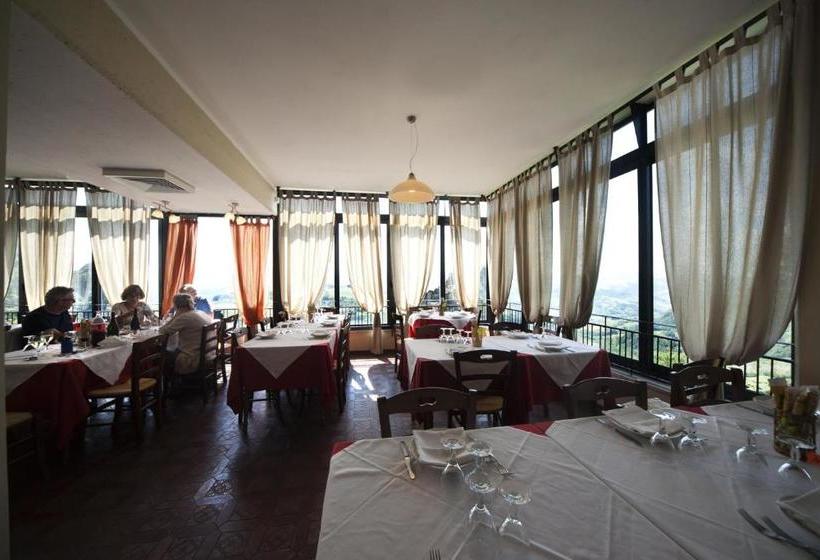 فندق صغير Locanda Ristorante Bar Il Faro