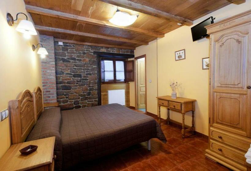 הוסטל Posada Casa Rosalia