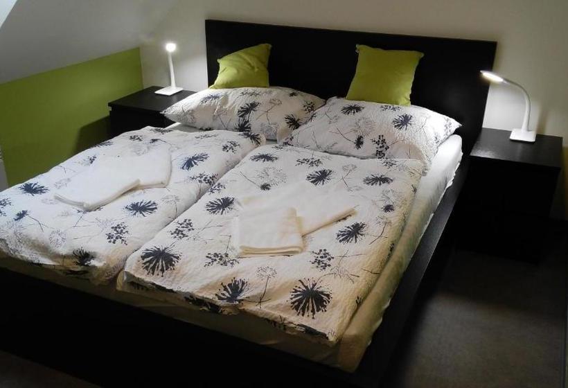 住宿加早餐  Bed & Parking Eurobit