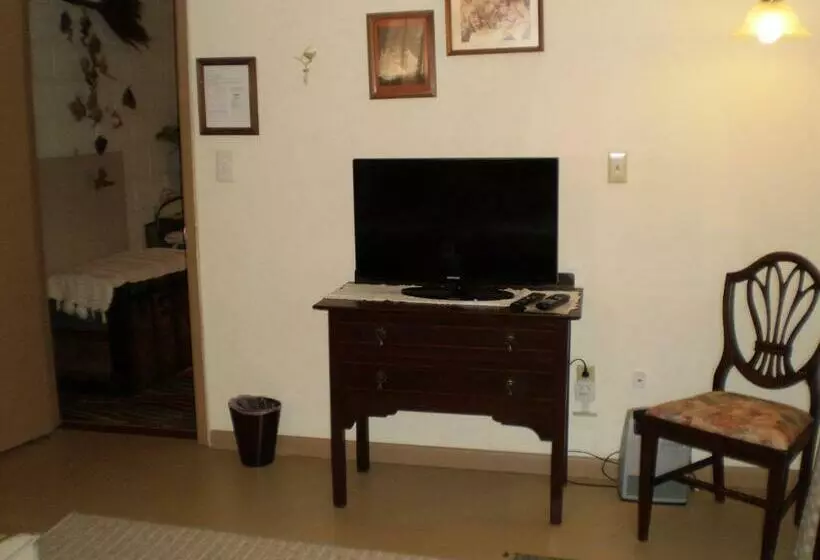 Aamiaismajoitus (B&B) Grandeur Farm Retreat