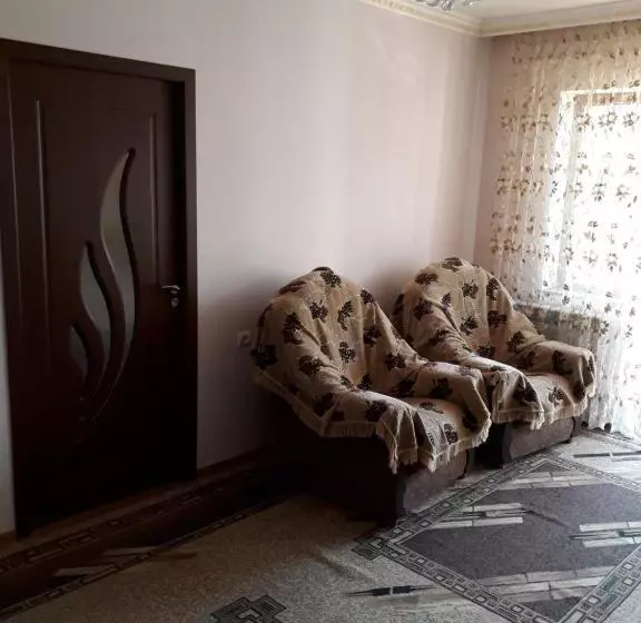 Green Dilijan B&b