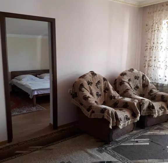 Green Dilijan B&b