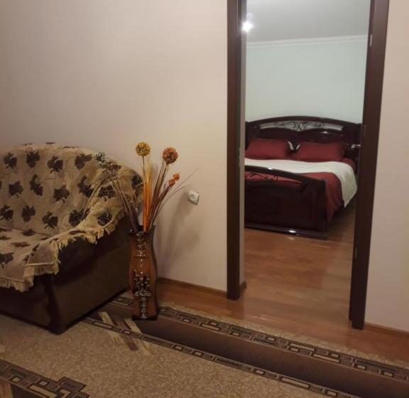 Green Dilijan B&b