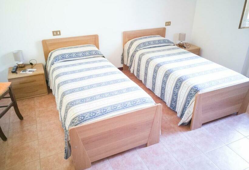 Отель Agriturismo Dell'altopiano