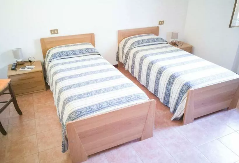Hotelli Agriturismo Dell'altopiano