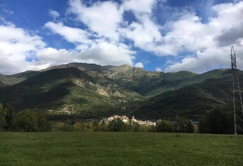 هتل Fonda Muntanya