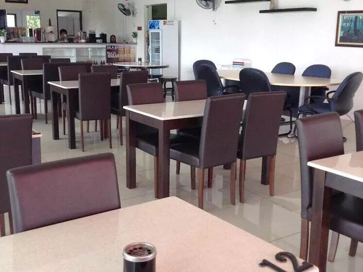 K Garden Hotel Bagan Serai