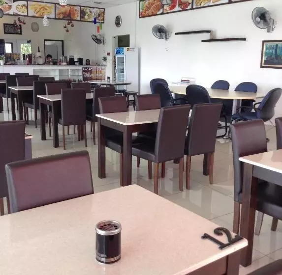 K Garden Hotel Bagan Serai