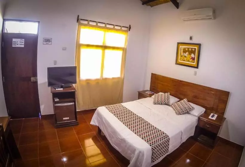 ホテル La Choza Bungalows