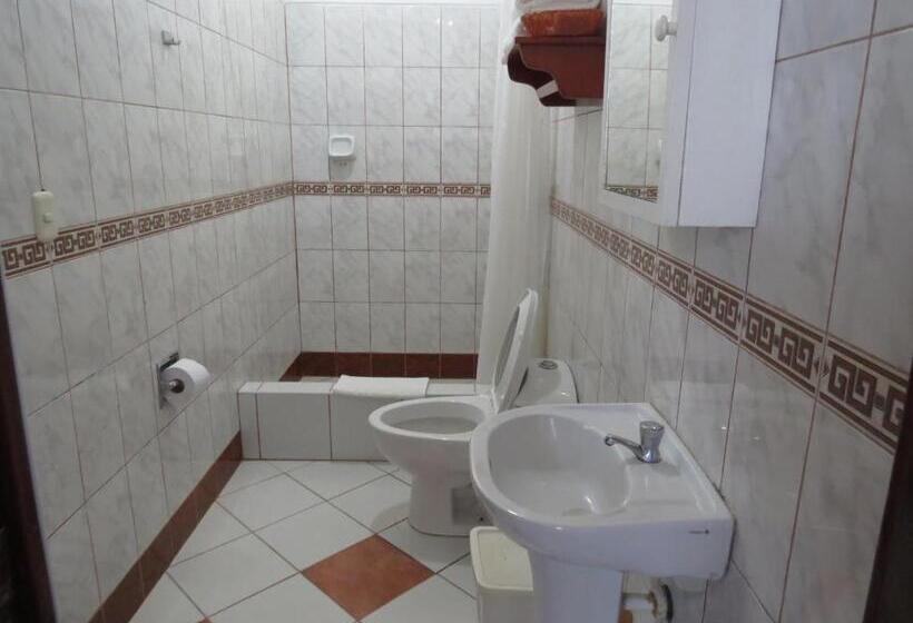 ホテル La Choza Bungalows