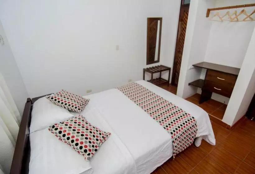 ホテル La Choza Bungalows