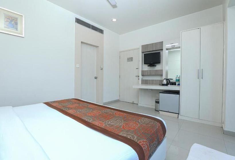 בית מלון כפרי Le Castle