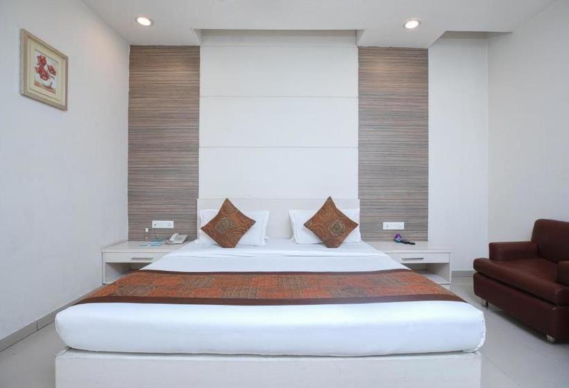 בית מלון כפרי Le Castle