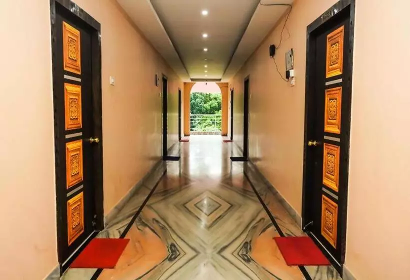 ホテル Somani Inn