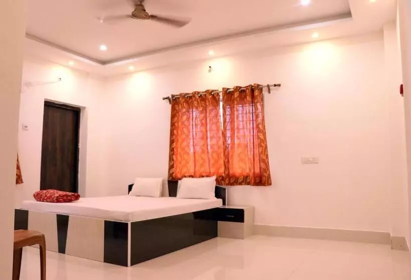 ホテル Somani Inn