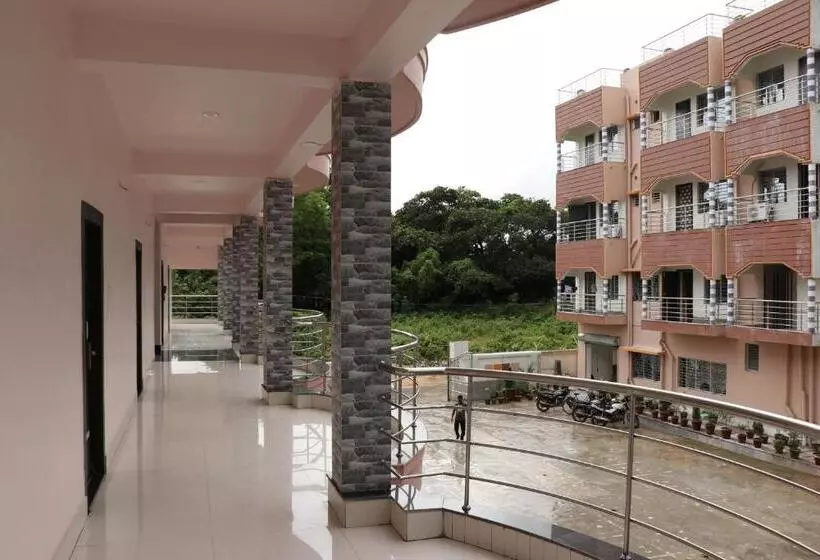 ホテル Somani Inn