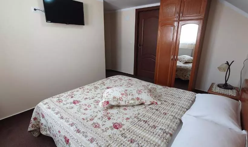 پانسیون Casa De Vacanta Silvia