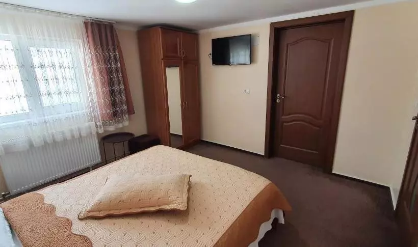 پانسیون Casa De Vacanta Silvia