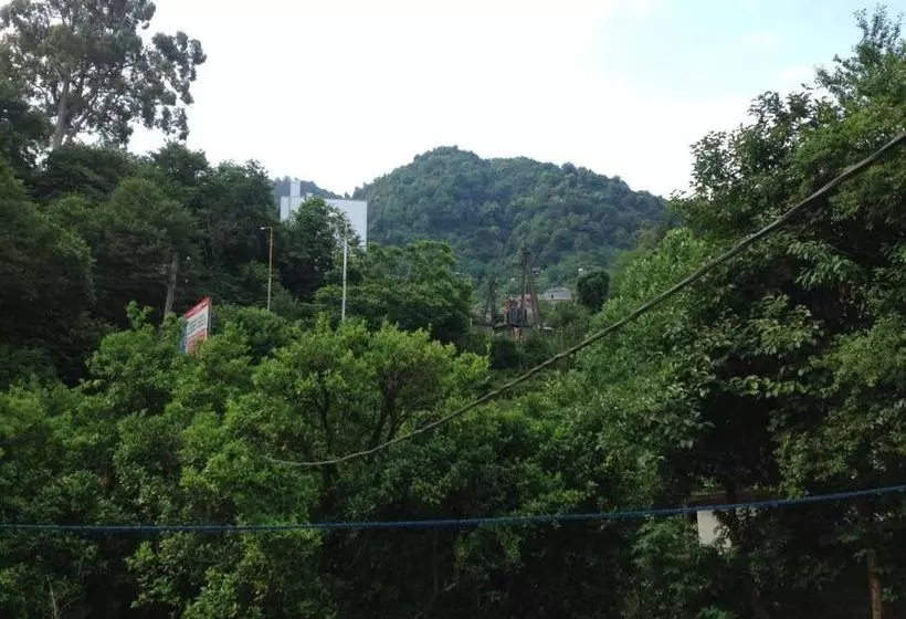 پانسیون Mari Guest House