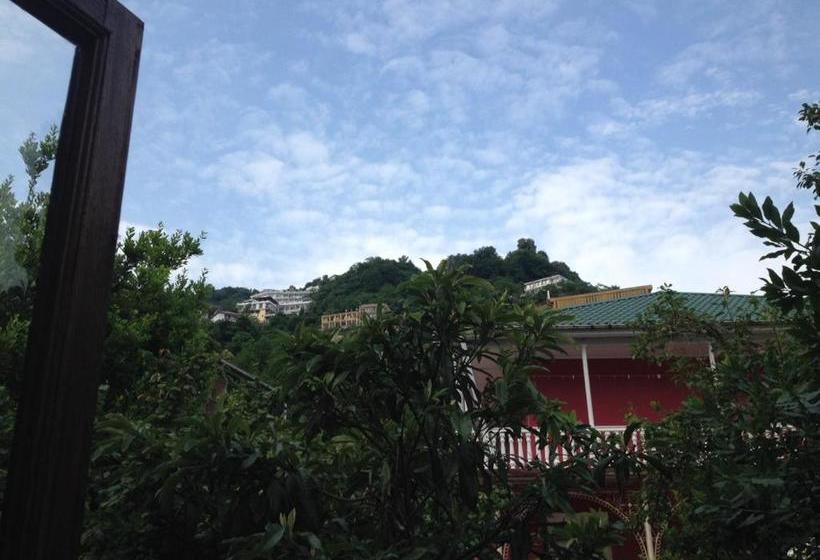 Pension Mari Guest House