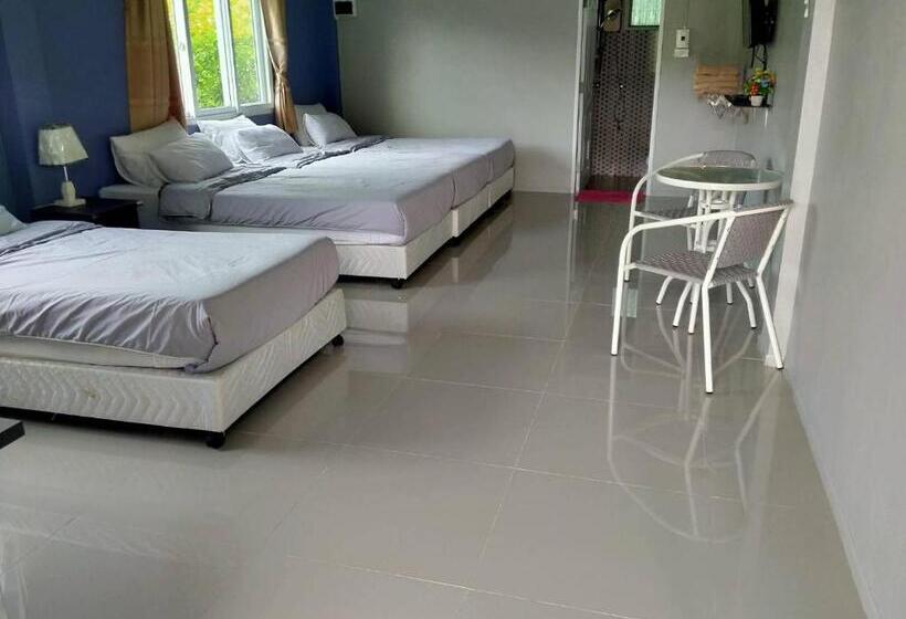 אתר נופש บ้านเอื้อมดาว เขาค้อ