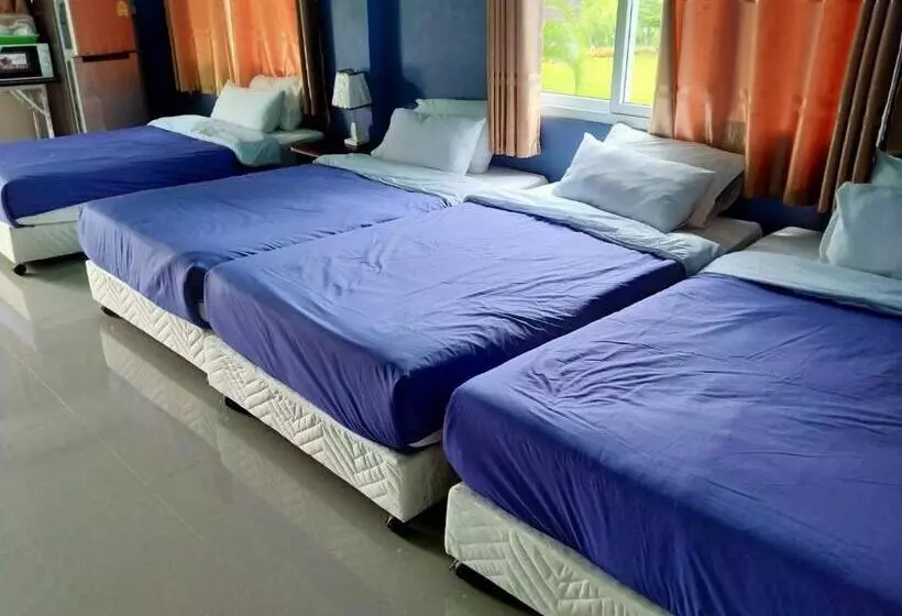 Lomakeskus บ้านเอื้อมดาว เขาค้อ