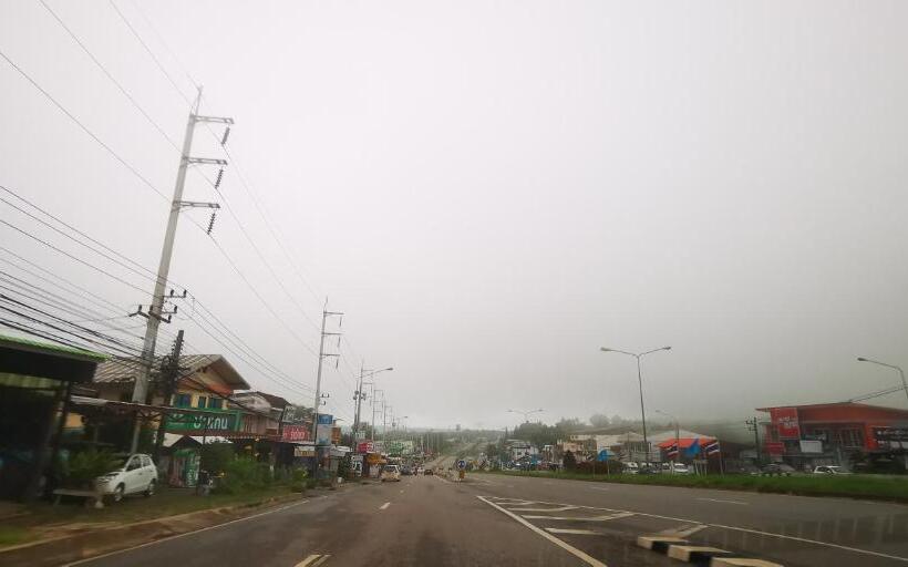 אתר נופש บ้านเอื้อมดาว เขาค้อ